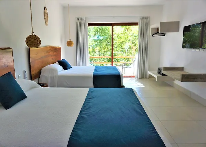 Niik Hotel 4*