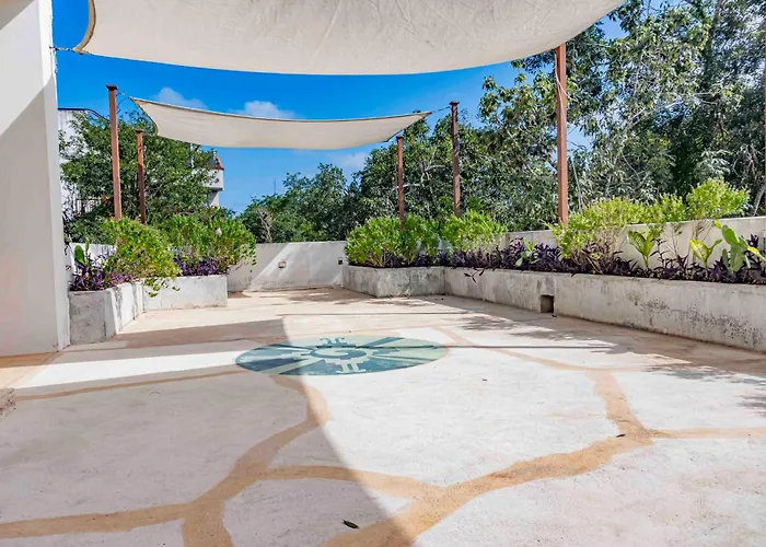 Niik Tulum